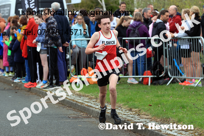 Boys and Girls Under-16s, 2026 Elswick Harriers Good Friday Road Relays and Young Athletes, Newburn,  Newcastle upon Tyne. Photo: David T. Hewitson/Sports for All Pics